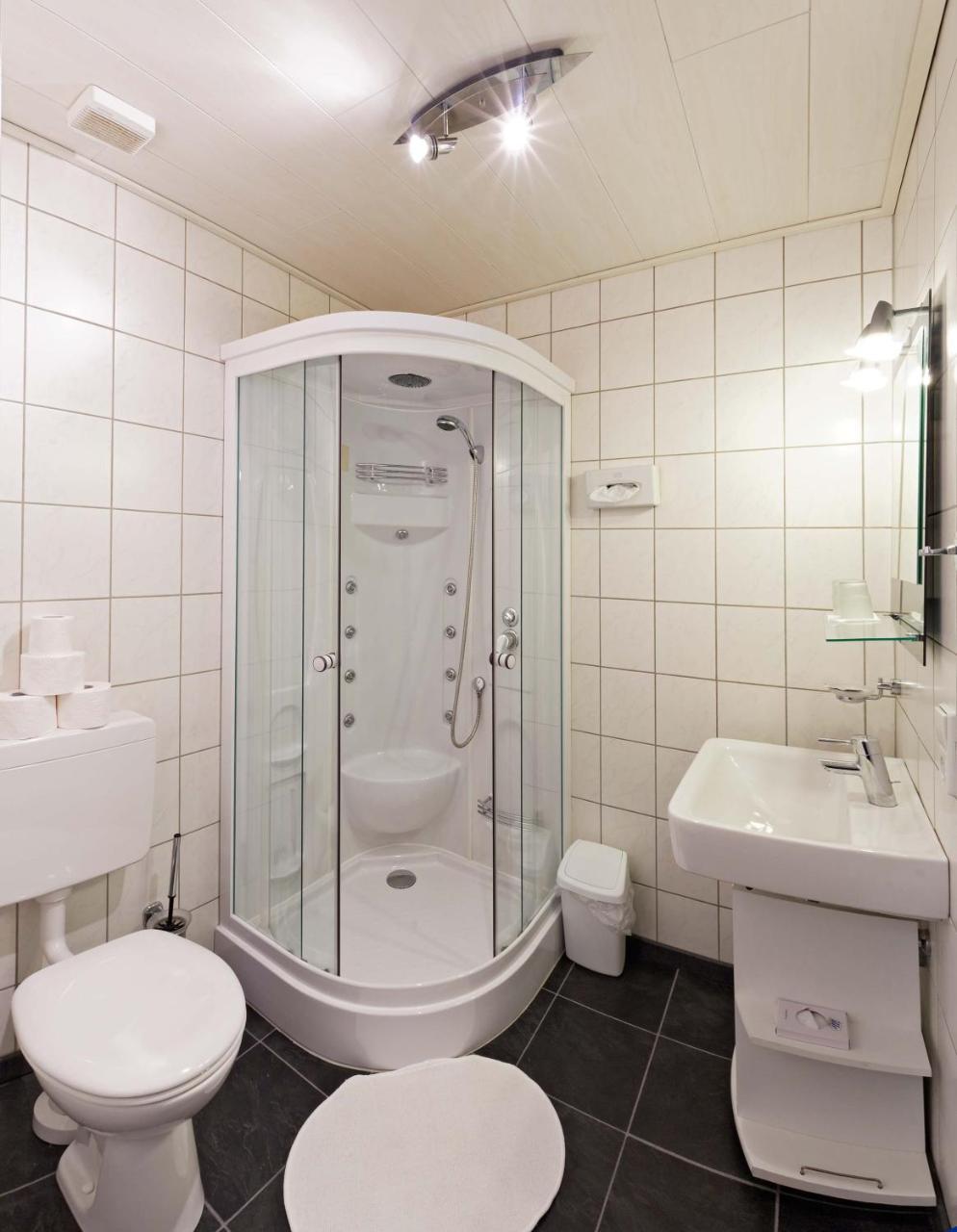 Gaestehaus Zur Lilie Triberg im Schwarzwald Екстер'єр фото